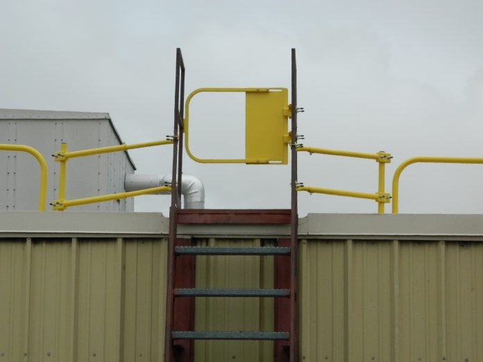 EDGE Self-closing Industrial Safety Gate - EDGE Fall Protection